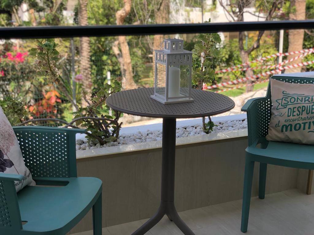 First Line Seaview Apartment أذيخي المظهر الخارجي الصورة