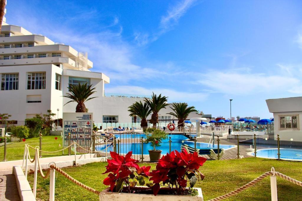 First Line Seaview Apartment أذيخي المظهر الخارجي الصورة