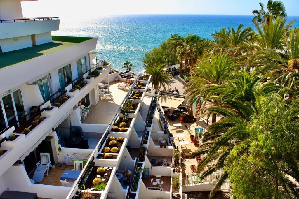 First Line Seaview Apartment أذيخي المظهر الخارجي الصورة