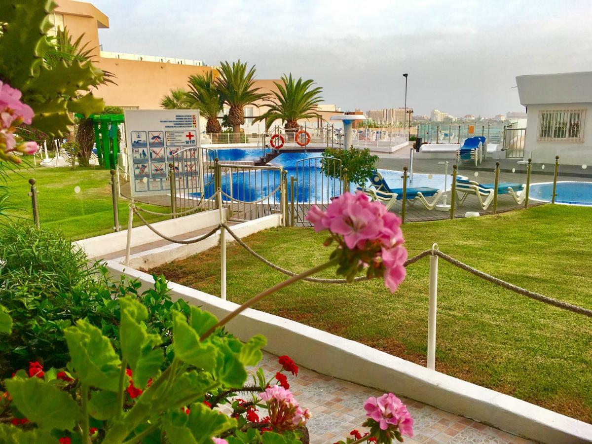 First Line Seaview Apartment أذيخي المظهر الخارجي الصورة